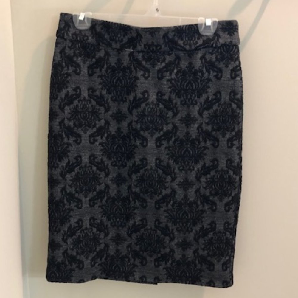 Women's Roz & Ali Black and Grey Pencil Skirt - Small